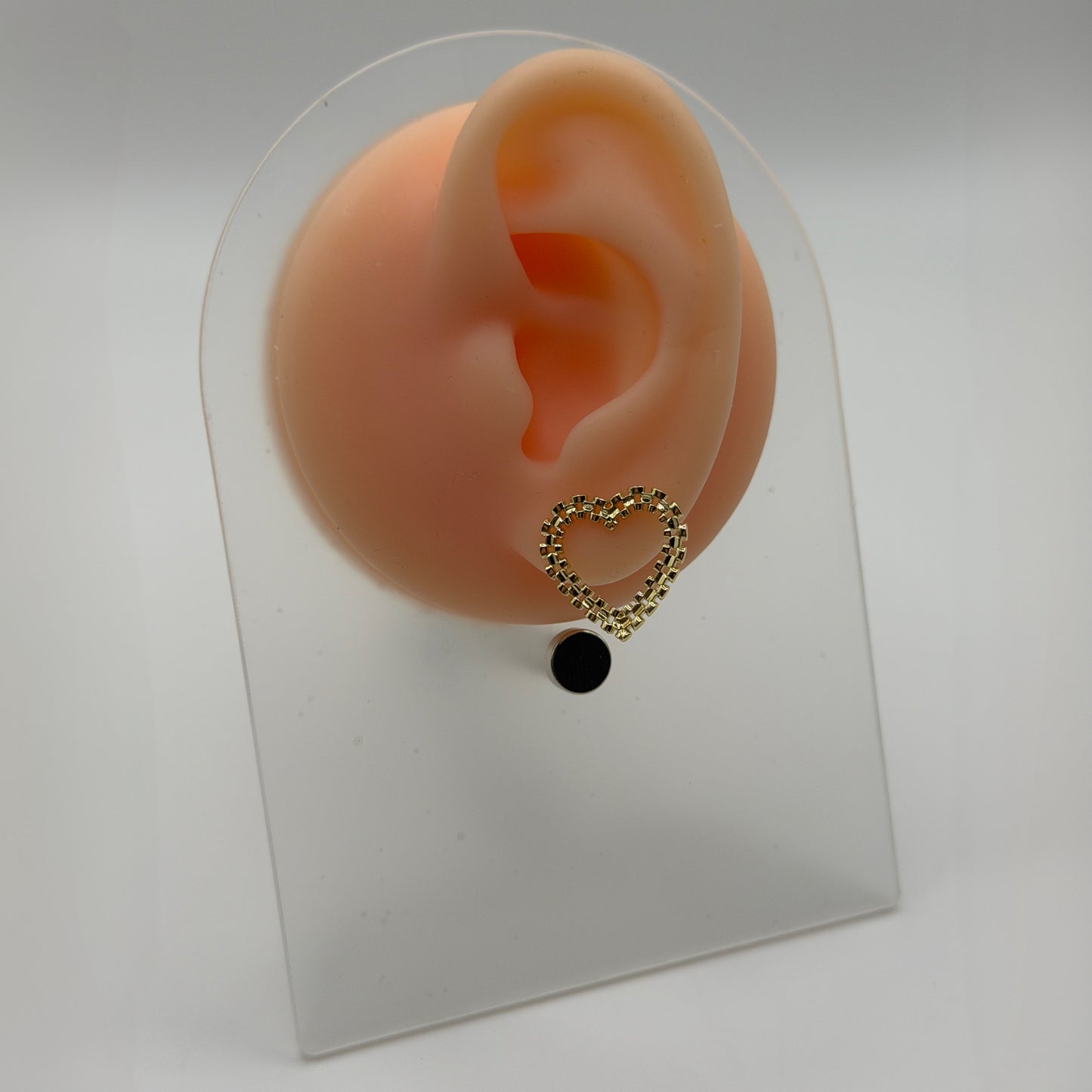 MAIN CHARACTER Hoops