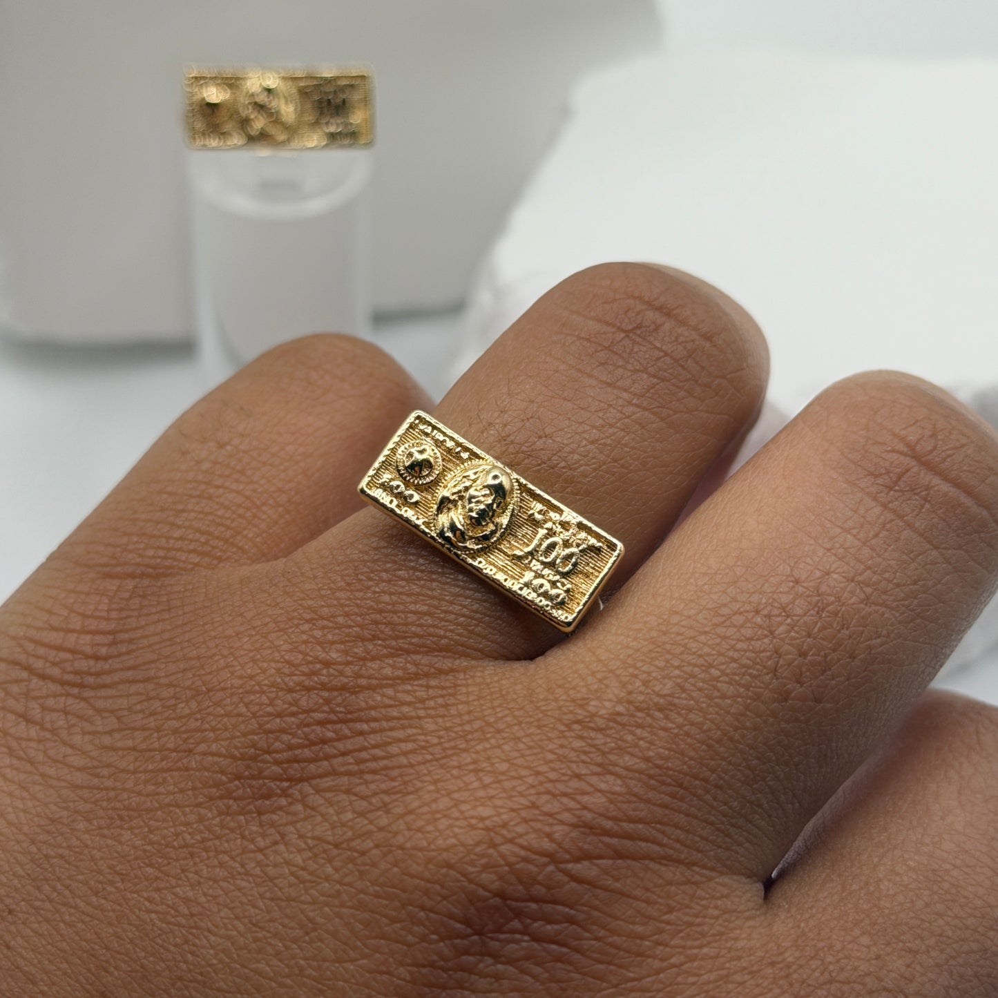 HUNDREDS ONLY Ring