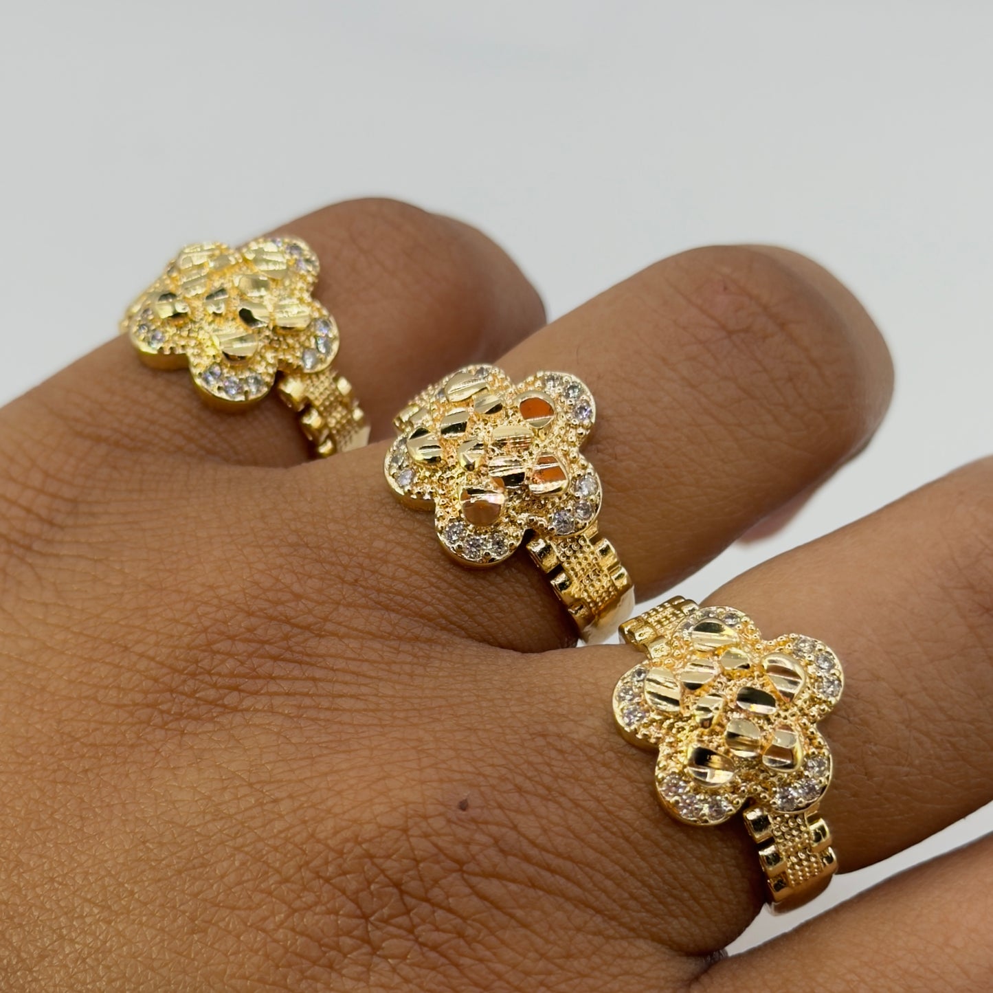 NUGGET X PETALS Ring