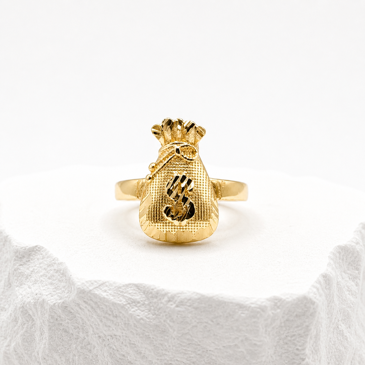 PRETTY & PAID Ring