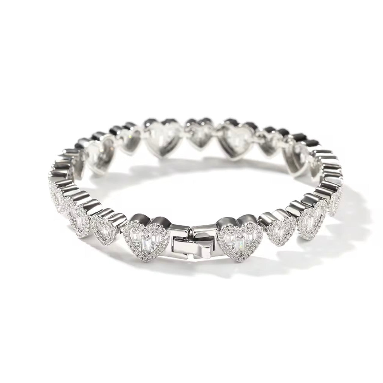 LOVE ME LOUD Bracelet